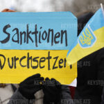 FRIEDENSKUNDGEBUNG, PROTESTAKTION, RUSSLAND UKRAINE KONFLIKT, RUSSLAND UKRAINE KRIEG,