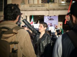 Iran : le Conseil national soutient les droits humains