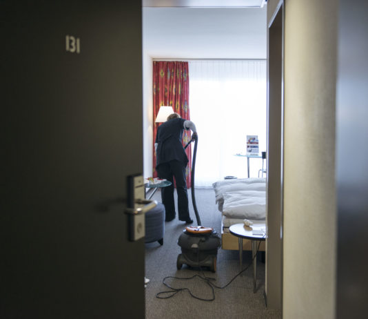 Les salaires minimums aident à lutter contre la pauvreté