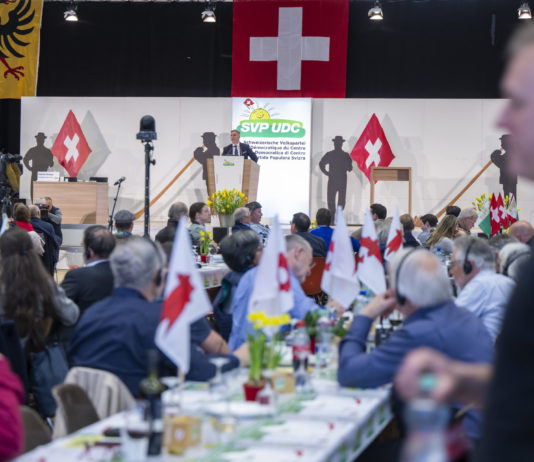 Le régime de Poutine fait de la propagande pour l’UDC