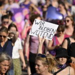 FRAUENSTREIKTAG, FRAUENSTREIKTAG, FRAUENDEMONSTRATION, FRAUENKUNDGEBUNG, FRAUENBEWEGUNG, FRAUENRECHTE, GLEICHBERECHTIGUNG, FEMINISMUS, EMANZIPATION, LOHNGLEICHHEIT, PENSIONSALTER, FORDERUNG,