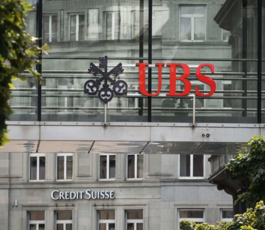 CH Media supprime un article critique sur UBS