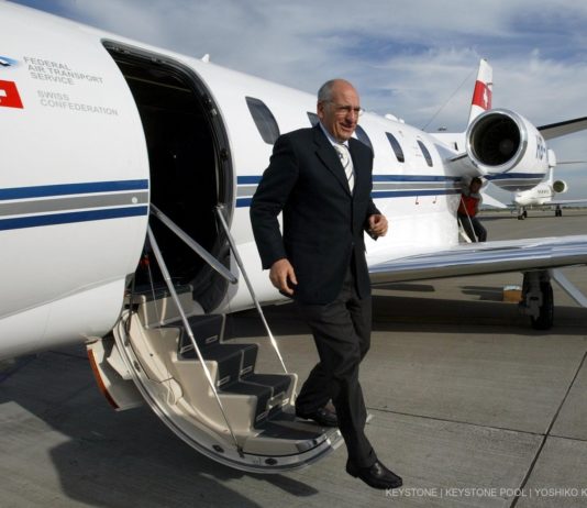 D’anciens conseillers fédéraux privilégiés s’opposent à la 13e rente AVS et fâchent Ruth Dreifuss