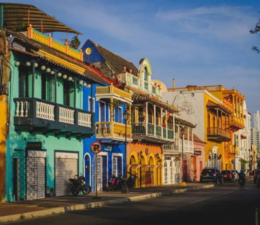 Colombie : pour développer les emplois, la coopération plutôt que la concurrence acharnée