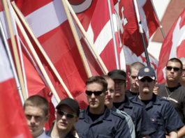 La dangereuse proximité de l’UDC avec l’extrémisme de droite