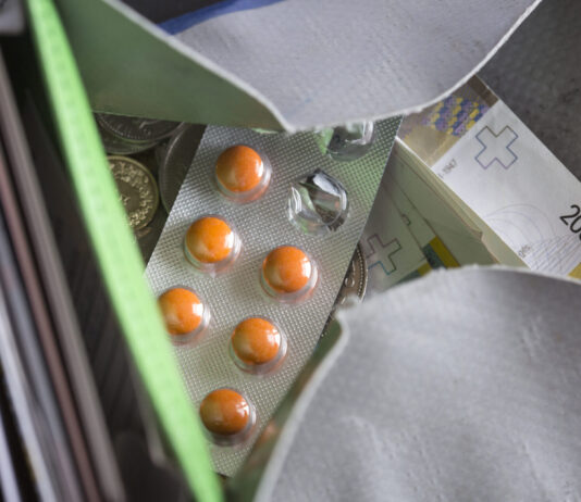 Coûts de la santé : les Suisses paient le plus de leur propre poche