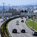 ZUG, BAHNVERKEHR, BAHNSTRECKE, STRASSENVERKEHR, FAHRZEUG, AUTO, AUTOVERKEHR, NATIONALSTRASSE, A1, AUTOBAHN,