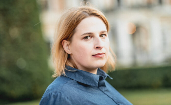 Portraitbild von Natascha Strobl