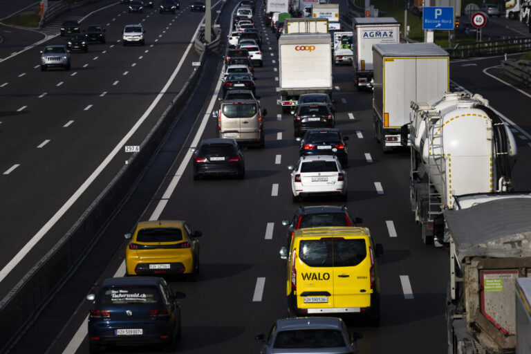 Des milliards pour les autoroutes, les trains de nuit victimes des coupes