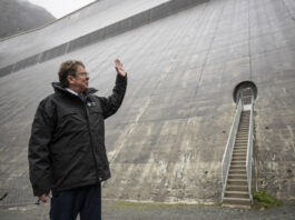 Sortie de route pour les plans d’Albert Rösti