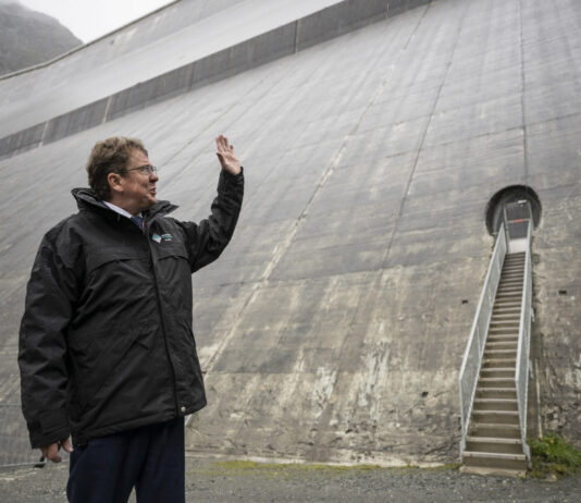 Sortie de route pour les plans d’Albert Rösti