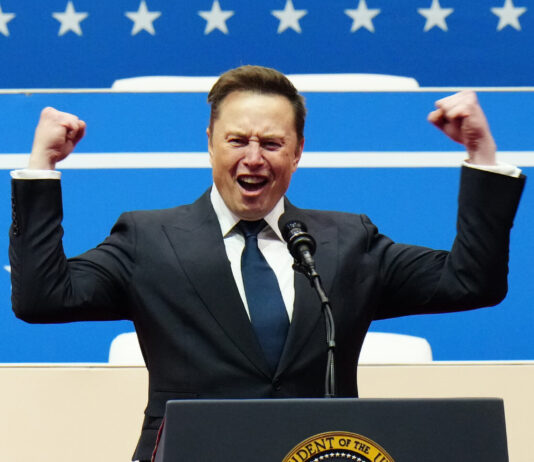 Musk, Zuckerberg et les algorithmes : dangereux pour la démocratie suisse Elon Musk