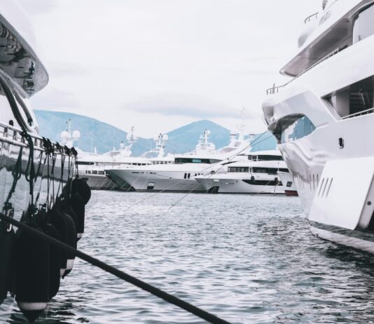 Un monde pour les preneurs Yacht ultrariches oxfam