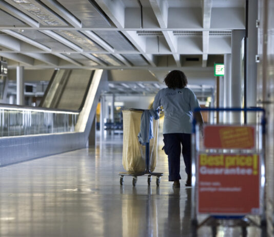 Les salaires seront-ils bientôt réduits par la loi ? salaires minimaux cantonaux
