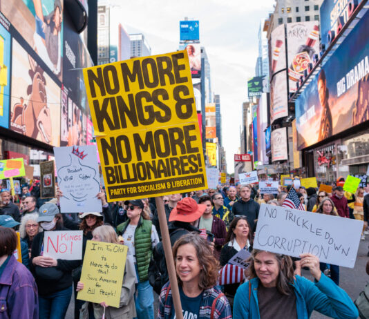 Les bonnes nouvelles en octobre — « No Kings », Proche-Orient et meilleure protection pour les victimes de violence
