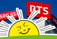 Initiative anti-SSR : comment des milliardaires comme Blocher influencent la politique Devant un ciel bleu, le toit d’un bâtiment arbore deux panneaux rouges : à gauche « SRG SSR » et au centre « RTS ». En premier plan, une colline verte stylisée sert de support à un grand soleil jaune cartoon, affichant un visage malicieux et des rayons blancs énergiques.